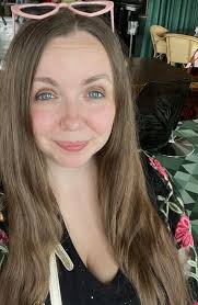 An all-over hair color doesn't have to look flat. You have options to give  your hair depth and shine. ✨ To add dimension to your color, ask your  colorist to incorporate complementing