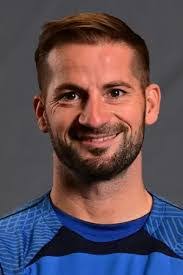 Ben Stratford's Instagram, Twitter & Facebook