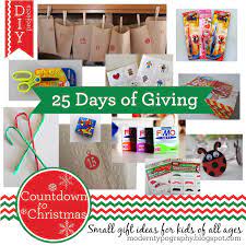Modern Typography Countdown To Christmas 25 Small Gift Ideas Christmas Countdown Small Gifts Christmas Advent Calendar Diy