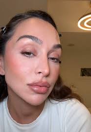 Candy Lips: A Deliciously Sour Surprise