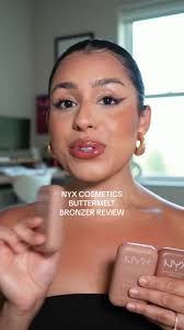 Kendra Using Nyx Bronzer