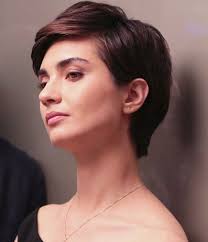 650 Likes 7 Comments Tuba Buyukustun Tubabuyukustun Universal On Instagram Our Tuba Suhan Super Short Hair Short Hair Options Short Hair Styles