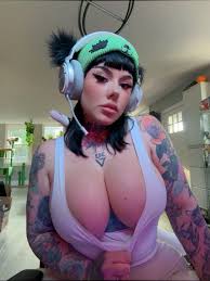 Cortana Blue - Free nude pics, galleries & more at Babepedia