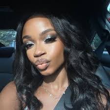 Deanna Nicole's Instagram, Twitter & Facebook