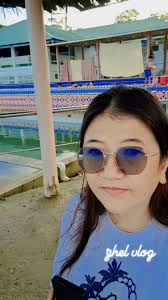 Akala ko kung sino ang nagbabagsak ng tala sa bahay ko, ang ate(cousin) ko  pala na matagal ko nang hindi nakita, highschool ako college siya yung time  na nakilala ko last na