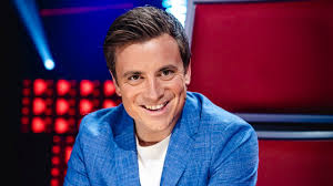 De vlaamse wacht was een vlaamse militaire organisatie die behoorde tot de nieuwe orde. Niels Destadsbader Volgt Finale Van The Voice Van Vlaanderen Van Thuis Uit Na Positieve Coronatest Newsmonkey