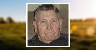 Karen Fedak's Instagram, Twitter & Facebook