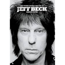 Amazon.com: Angels Turn Their Backs: 9781550744156: Buffie, Margaret: Books