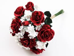 Grab your new spouse and pause for a kiss beneath a shower of rose petals. Red Rose Wedding Ideas Wedding Theme Traditional