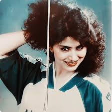 نورمان اسعد ب اطلالة عام 1991 مارأيكم بها ⁉️