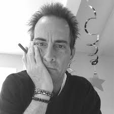 Alex Couchman's Instagram, Twitter & Facebook