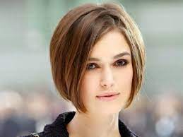 Sebab dengan penampilan yang sedikit berubah tentunya akan memberikan kesan baru dan pada kesempatan kali ini, kami telah merangkum beberapa model gaya rambut wanita 2020 sesuai dengan bentuk wajah. Bentuk Wajahmu Kotak Ini Model Rambut Yang Pas Buatmu Rancah Post