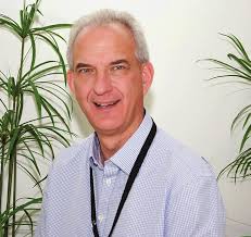 THE CANADIAN AMATEUR