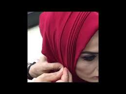 Kolay Turban Modelleri Gunluk Kolay Turban Modelleri Gunluk Sal Model Basortusu Modelleri 2020 Tattoo Models Sunflower Tattoo Design Viking Tattoos