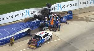 Take a trip back to 1990 with the trackside sounds of the cart indycar series as it raced around downtown detroit on the former formula 1 circuit. Violent Indycar Crash Pauses Detroit Race