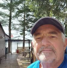 How long is the bus ride from the airport to Cayo Santa Maria?