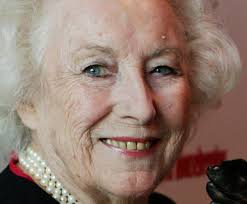 World War II forces sweetheart singer Vera Lynn dies at 103