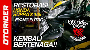 Nah, yang bikin bebek honda ini keren di ajang kontes, tampilan motor gak dibiarkan ala kadarnya oleh tim tkr21. Restorasi Motor Ojek Online Honda Supra Fit Kinclong Kembali Otorider X Astra Otoparts Do Care Youtube