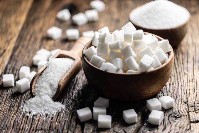 14 Ways Eating Too Much Sugar Can Impact Your Body&mdash;And How to Cut Back