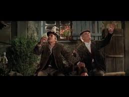 Nouveau son de la soupe aux choux, une version plus travailler que le précédent remix style psytribe ! Louis De Funes La Soupe Aux Choux 1981 Ecoute Donc Voir Youtube