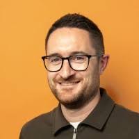 100+ perfiles de «Farmer»