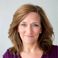 Hilary Hutson's Instagram, Twitter & Facebook