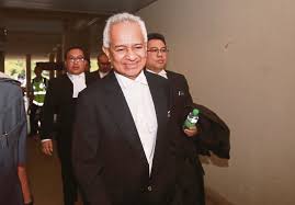 Sithambaram, datuk sulaiman abdullah, manoj kurup, ishak mohd yusoff, datuk suhaimi ibrahim, donald joseph franklin, muhammad saifuddin hashim musaimi, budiman lutfi mohamed, sulaiman kho kheng fuei. Ag Lambasted Defence Counsels Over Delay Tactics In Najib S Src Trial