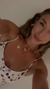 HERE’S WHY ✨, There is a time and place for an all or nothing approach to  your health and fitness goals… you’re working towards stepping