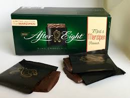 Шоколад nestle after eight с мятной начинкой, 200г, германия, 200 г. After Eight Marzipan Naschkater Com Das Sussigkeiten Marketing Blog