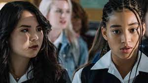 Az egyik világa a gettó, ahol felnőtt. Dvd N Lattuk A Gyulolet Amit Adtal Puliwood