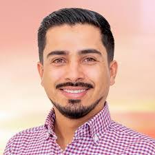 Moises Arellano's Instagram, Twitter & Facebook