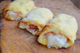 Ricetta di patate deliziose in padella #330. Cannoli Di Patate Prosciutto E Mozzarella Sfiziosi E Facili