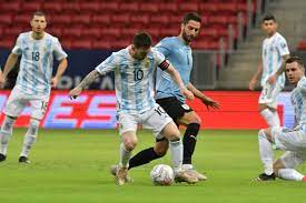 El crac de la albiceleste mostró una gambeta nunca antes vista. Uruguay 0 1 Argentina La Celeste Y Un Preocupante Debut En La Copa America Ovacion 18 06 2021 El Pais Uruguay