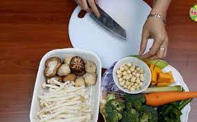 On peut en faire un ragoût épais plutôt qu'une soupe. 3 Recettes Vietnamiennes Vegetariennes Faciles A Faire Chez Soi