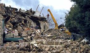 The 1980 irpinia earthquake took place in italy on november 23 with a moment magnitude of 6.9 and a maximum mercalli intensity of x (extreme). Per Una Storia Sociale Del Terremoto Del 1980 In Irpinia E Basilicata