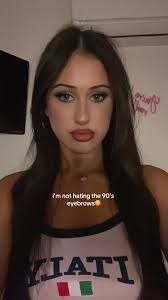 Katherine Carnell's Instagram, Twitter & Facebook