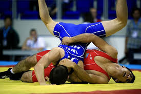 Lucha olimpica este estilo de lucha abarca todo el cuerpo tanto como superior como inferior y se pueden emplar las piernas. Fila Wrestling Grecorroman Lucha Grecorromana Olimpica Wrestling Sumo Wrestling Sumo