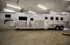 The horse gate trailer sales is offering charmac's outlaw 4 horse gooseneck! 2019 4 Star 4 Horse Gooseneck W Trail Boss Living Quarters Horses Trailers For Sale Star Trailer