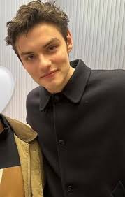 𝓢𝓽𝓮𝓯𝓪𝓷𝓲𝓮 𝓽𝓸𝓻𝓻𝓮𝓼 (Stefanietorrescas)