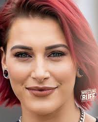 She likes Black Metal and plays guitar 🖤🤘🔥