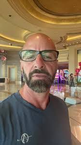 Marie Perna's Instagram, Twitter & Facebook