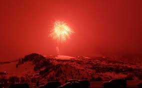 Les yeux plus gros que le monde. Breve Record Battu De La Plus Grosse Piece De Feu D Artifice Au Monde