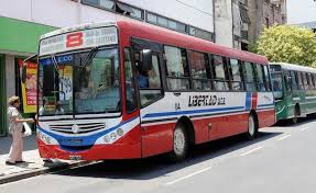 Desde el sector sindical reclaman el pago del total de los haberes del mes de abril del corriente año. Se Levanto El Paro De Colectivos En Tucuman A Que Hora Vuelve El Servicio El Diario 24
