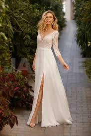 Viele modell von klassisch bis modern sind direkt zur anprobe im laden vorrätig. Brautkleider Brautmoden 2021 Brautmode Braut Brautkleid