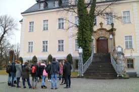 Die angebote der politischen bildung in der jugendbildungsstätte haus kreisau richten sich vor allem an berliner auszubildende. Tag 5 Breslau Und Kreisau Johannes Gymnasium