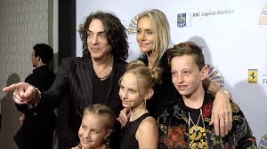 Mar 04, 2021 · well, paul stanley's age is 69 years old as of today's date 11th july 2021 having been born on. Kiss Paul Stanley And Erin Sutton 2019 Flaunt It Awards Red Carpet Youtube