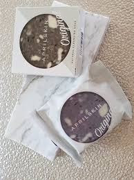 Concentrated formula with natural ingredients! April Skin Magic Stone Cleanser Caillenism