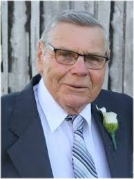 Contributions to the tribute of Huxley George Warren