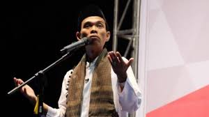 Ustadz abdul somad uas, ceramah terbaru uas ustadz abdul somad perhatikan tanda ini !!! Ceramah Ustaz Abdul Somad Singgung Salib Kenapa Dilaporkan Ke Polisi
