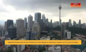 كمنترين ولايه) adalah kementerian di bawah kerajaan malaysia yang bertanggungjawab menyelia tiga buah wilayah persekutuan di malaysia. Kementerian Wilayah Persekutuan Dan Kesejahteraan Bandar